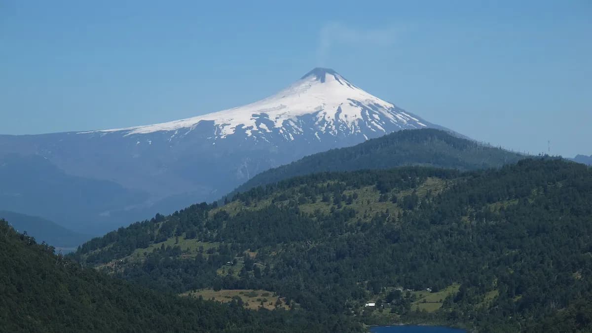 Parque Nacional Huerquehue: senderos, cómo llegar desde Pucón y qué está abierto en 2026