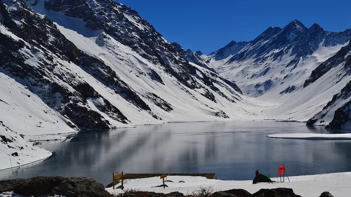 Après l'avalanche de la Laguna del Inca, les autorités proposent d'encadrer le risque d'avalanches au Chili