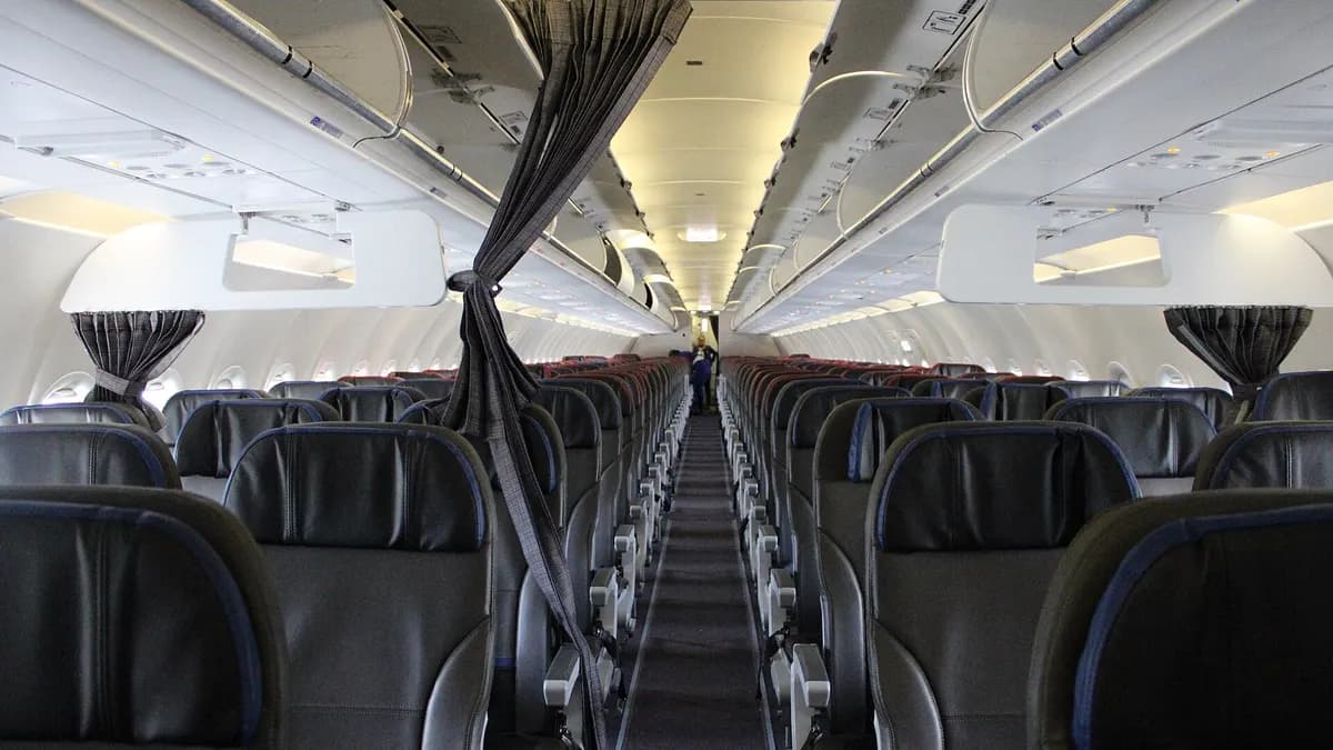 Pasajeros disruptivos: proyecto propone multas de hasta 500 UTM y prohibir volar hasta por cinco años
