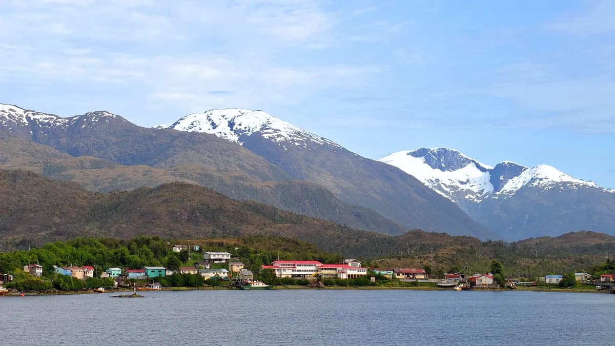 Parque Nacional Kawésqar: Conaf y 16 comunidades forman el primer consejo para gestionar el segundo parque más grande de Chile