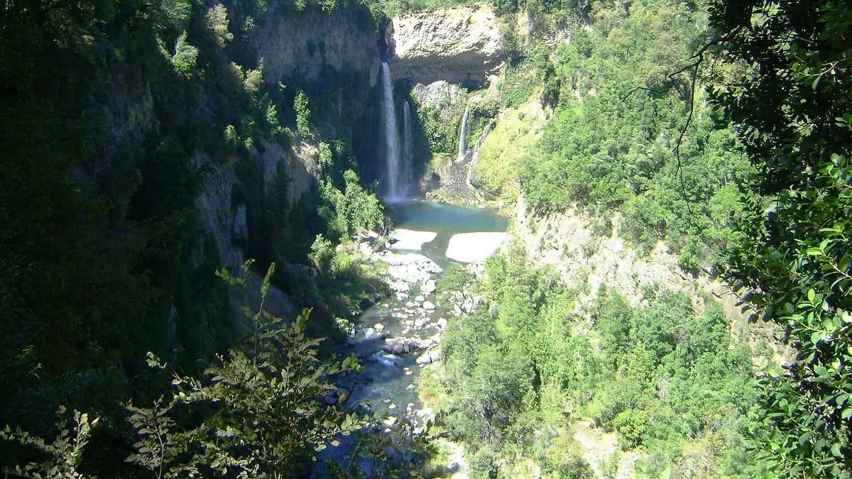 Parque Nacional Radal Siete Tazas: cómo llegar, senderos, horarios y entradas