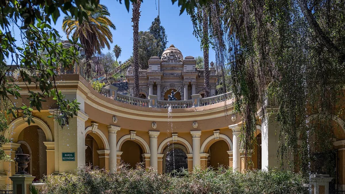 Cerro Santa Lucía: horario 2026, cómo subir y qué ver en el cerro donde nació Santiago