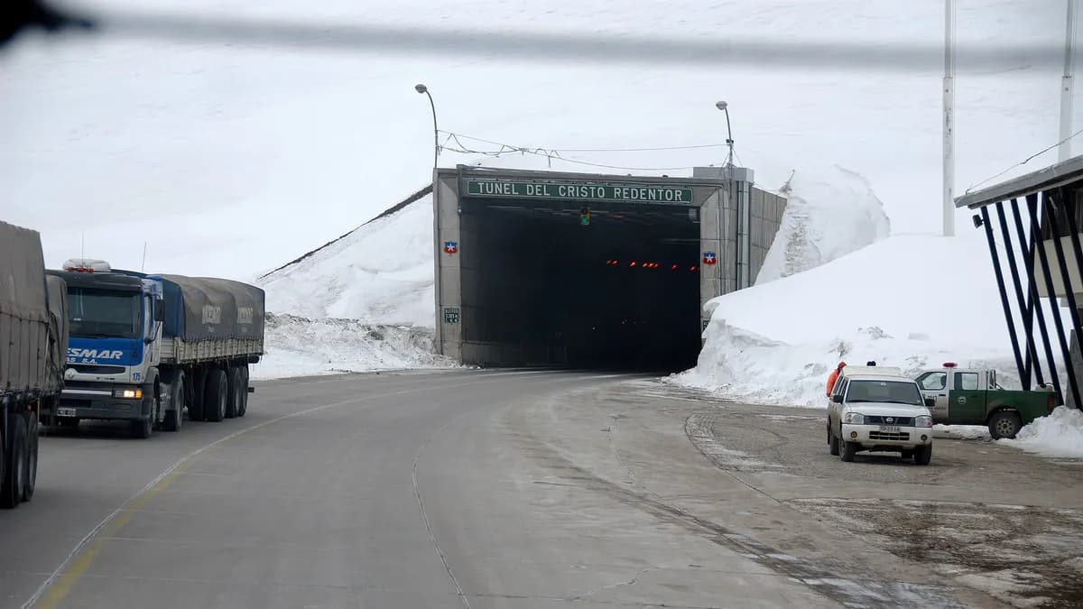 Cristo Redentor pass closes again due to bad weather: the next update is on Tuesday 27 October